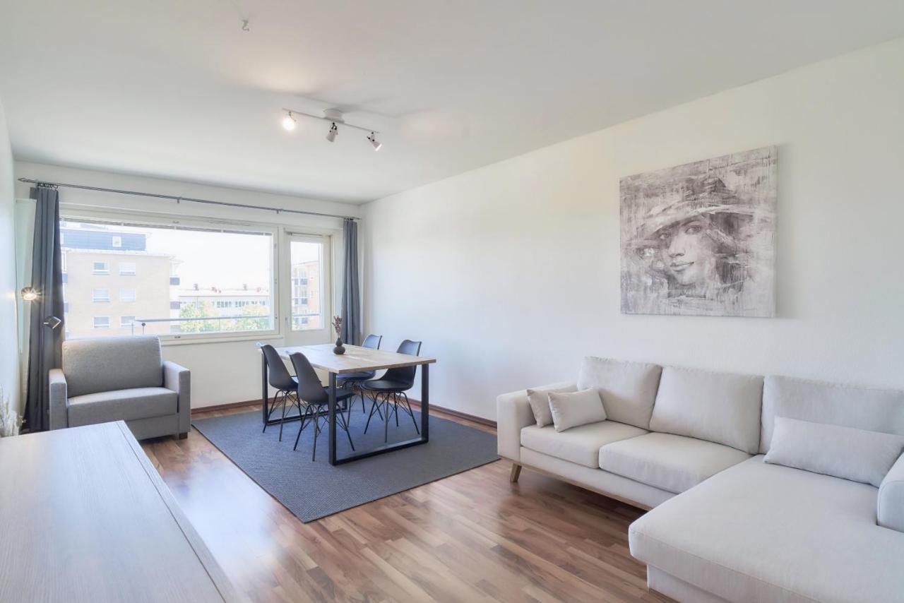 Norden Homes Turku 2-Bedroom Nordic Apartment Екстериор снимка